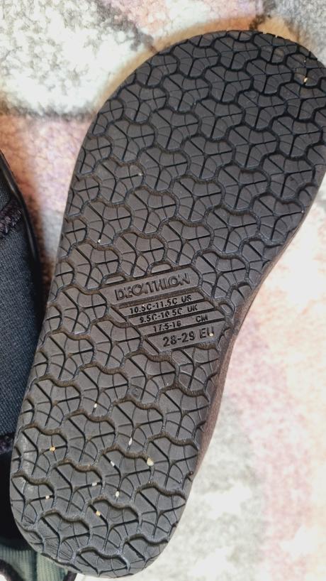 B3348 topánky do vody, decathlon,28