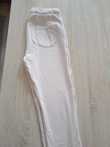 Dievčenské tepláky, sinsay,134