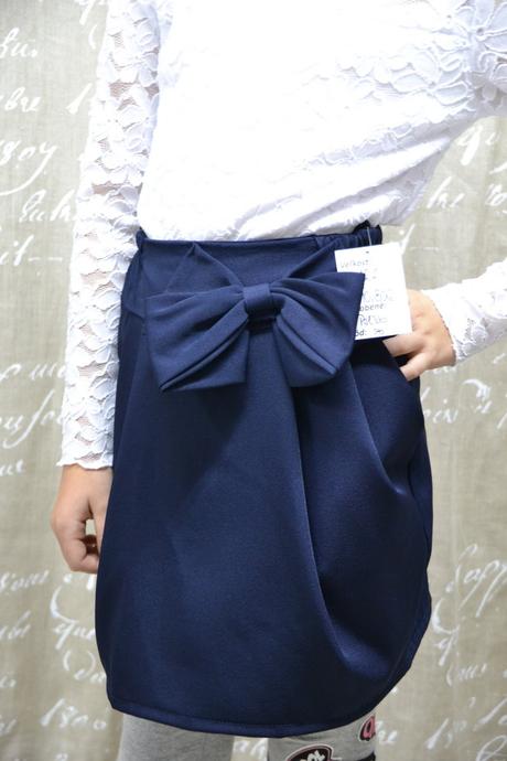 Dievčenská elegantná sukňa, 122