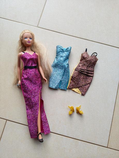 Bábika simba toys so šatami a topánkami, 