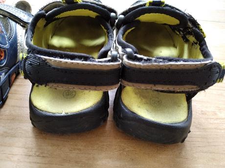 3 páry sandálok,veľ.25-26, 25