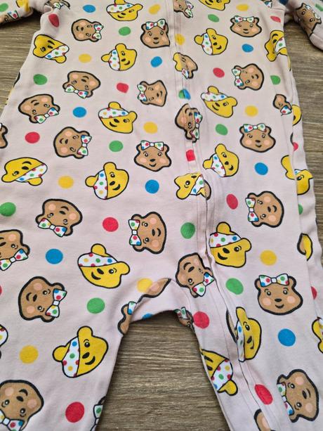 Pyžamový overal č.86, 86