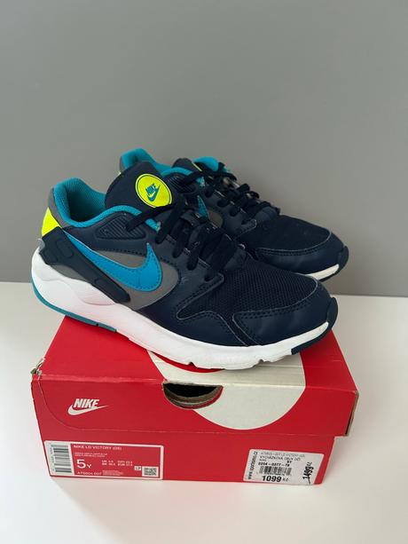 Tenisky 37,5, nike,37
