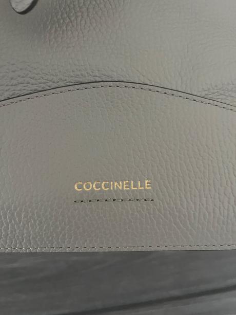 Kabelka coccinelle, coccinelle