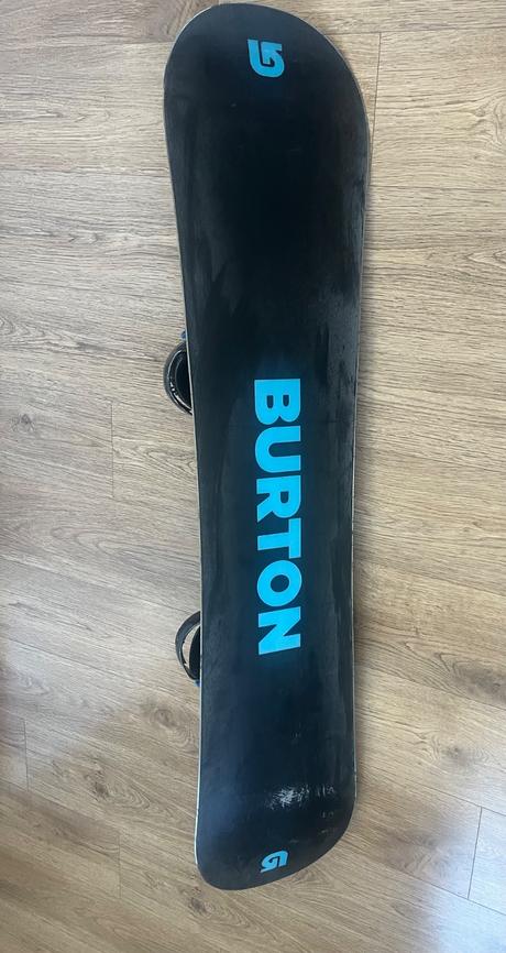 Burton progression snowboard + viazanie burton, 140-149 cm