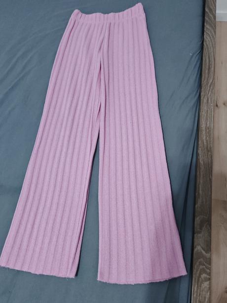 Zara široké nohavice,mám aj tielko top 152, zara,152