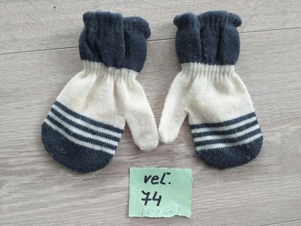 Rukavicky, 74