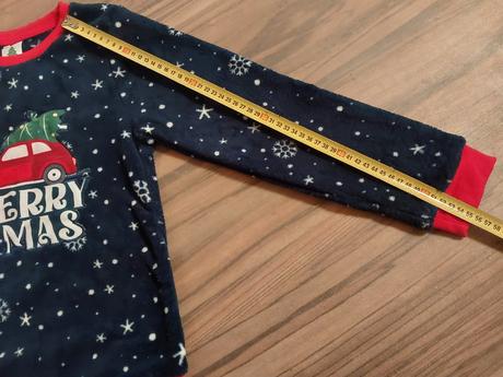 Vianočné domáce oblečenie, 134