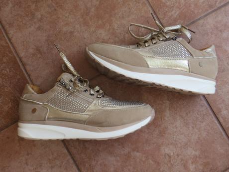 Dámske tenisky s kamienkami - veľ. 39, 39