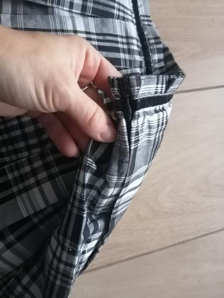 Károvaná sukňa, george,110