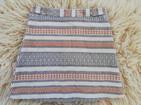 Sukna, river island,146