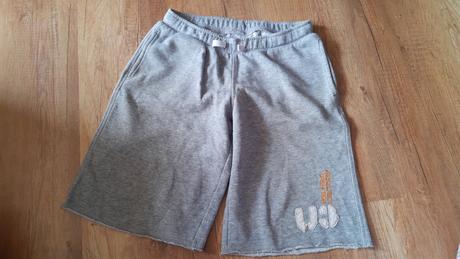 Chlapčenské kraťasy, 152