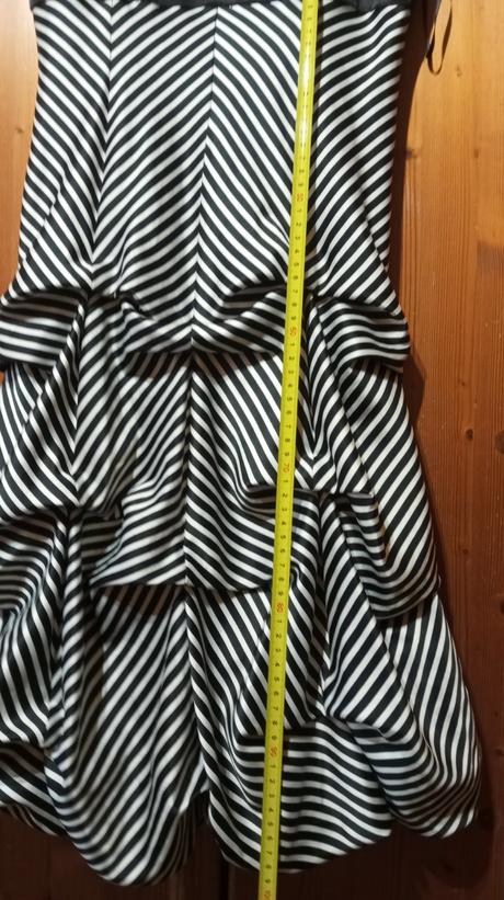 Príležitostné šaty, s