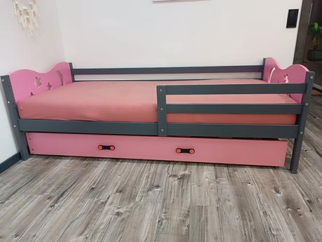 Dievčenská posteľ, šírka (cm): 90,dĺžka (cm): 200