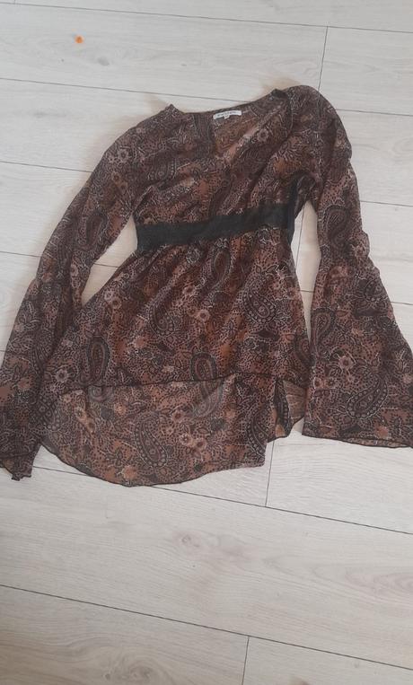 Bluzka na plavky, 40