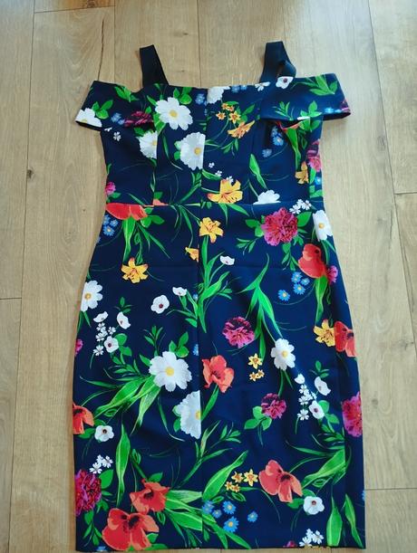 Šaty elastické, 44