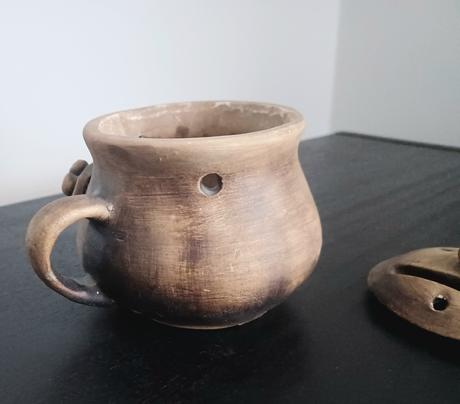 Stará pokladnička s nápisom, 