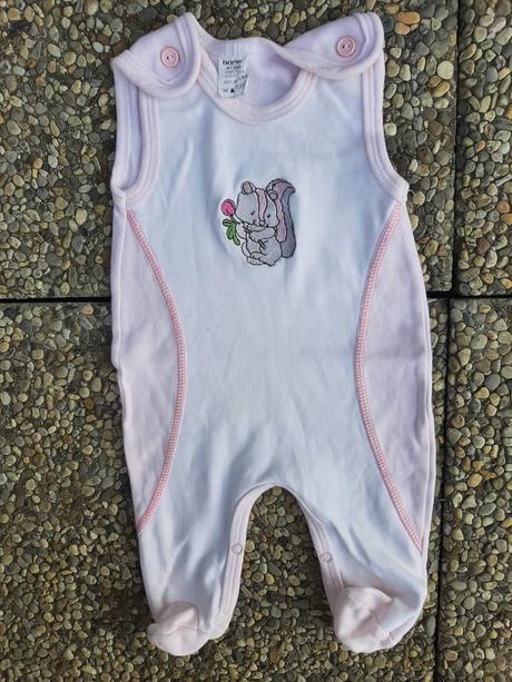 3 x body - dupačky., 62