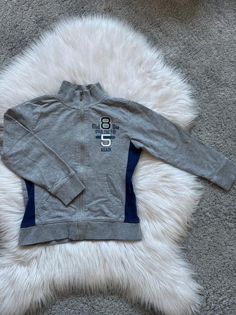 Mikina tenšia 122, 122