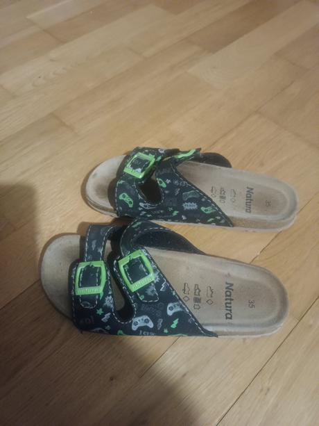 Detské prezuvky, 35