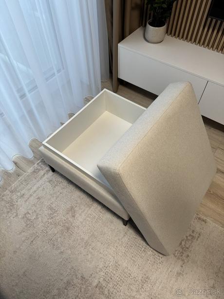 Dizajnová podnožka / taburetka westwing luna, 