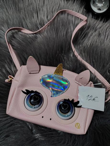 Interaktívna kabelka jednorožec, 