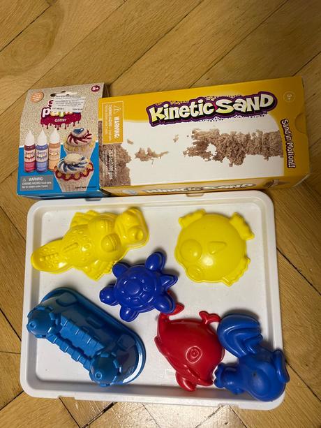 Kineticky piesok + formicky +3 farby, 