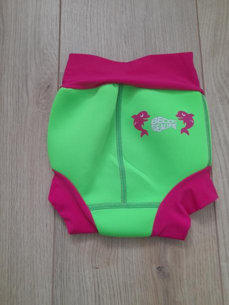 Neoprenové plavky, 92