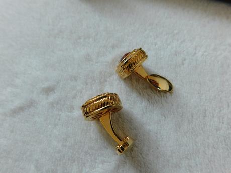 Manzetove gombiky s jantarom, 