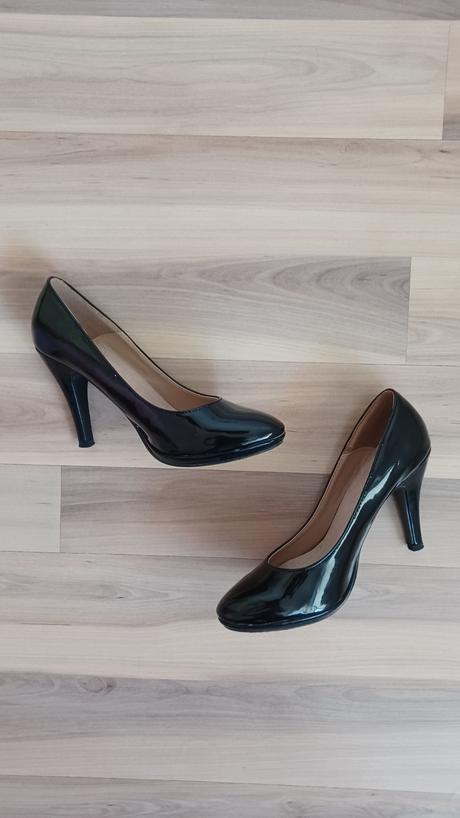 Lakované čierne lodičky + náhradné opätky, 36