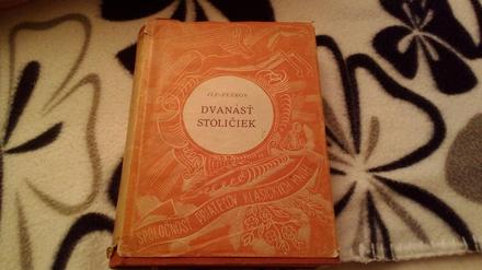 Kultovka dvanast stoliciek, 