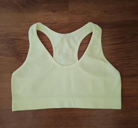 Športová podprsenka, 158