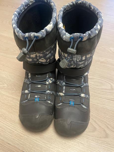 Snehule keen, keen,38