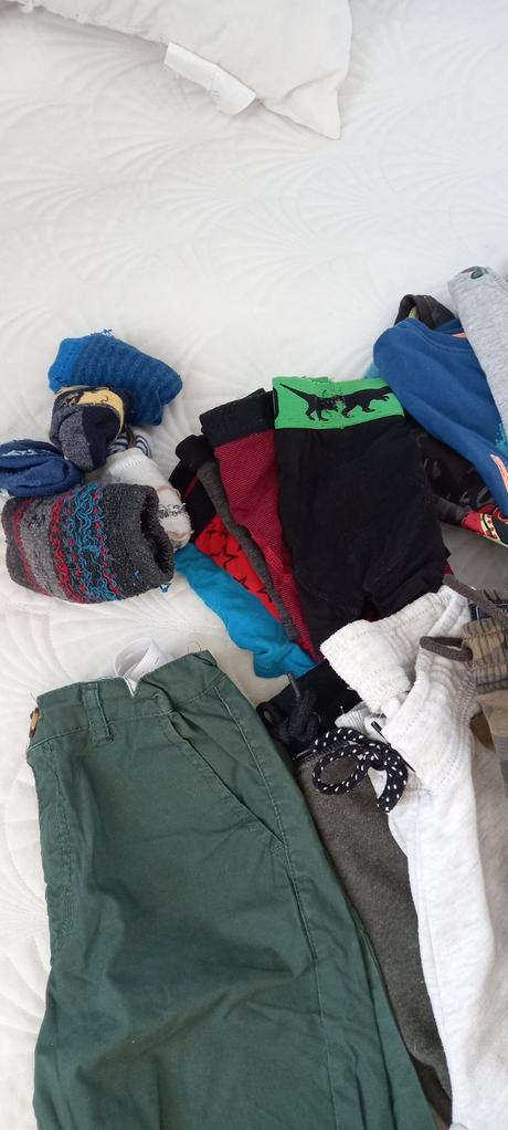 Balik oblečenia pre chlapca 134-140, 122–134