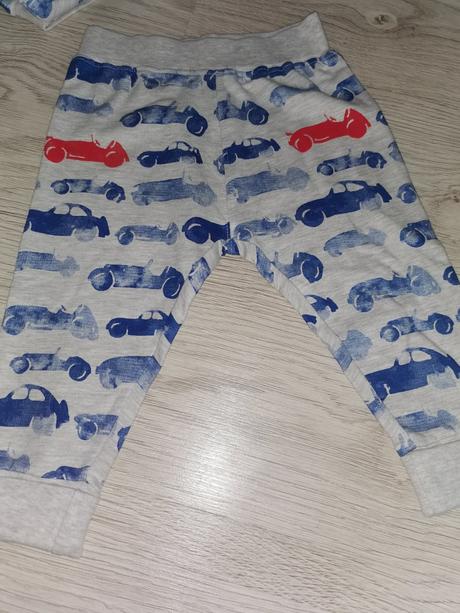 Súprava autíčková 6-9mesiacov, 74