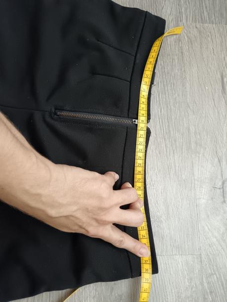 Sukňo-krasasy, amisu,36