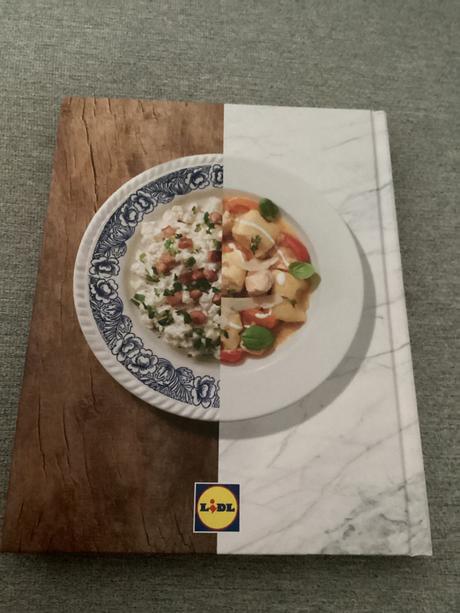 Tradičná kuchyňa moderná,