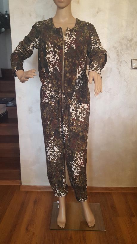 Silvian heach overal, guess,s