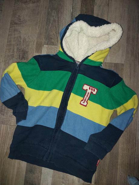 Zateplena mikina, 116