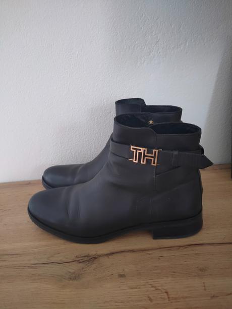 Kožené čižmičky kotnicky tommy hilfiger, veľ. 38, tommy hilfiger,38