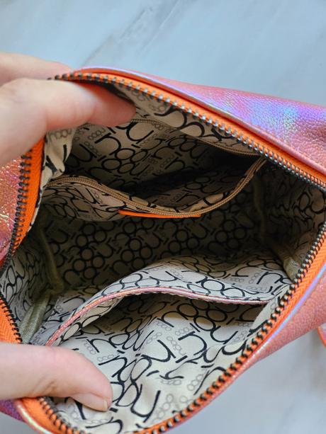 Dámska metalická nobo crossbody kabelka, nobo