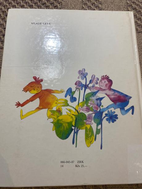 Krásna stará kniha zrkadielka čepčeková elena 1987,