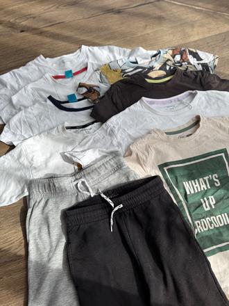 Trička+ šortky, 128