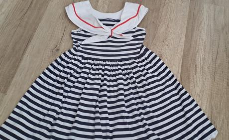 122 šaty namornicke, 122