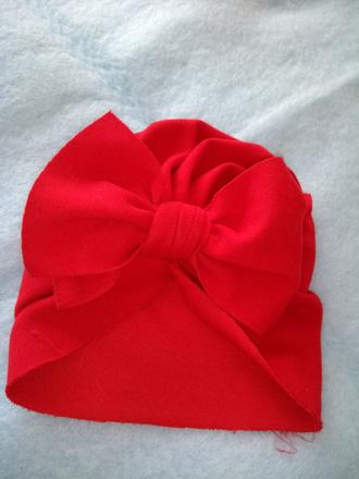 Čiapka s mašľou veľkou, 80