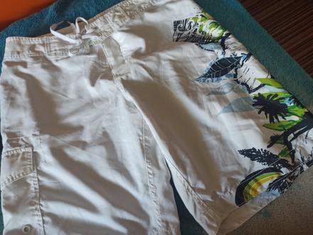 Kraťasy, biele s ozdobou plaze, old navy,s