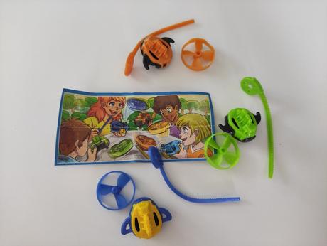 Vrtulky a tabulky z kinder, 