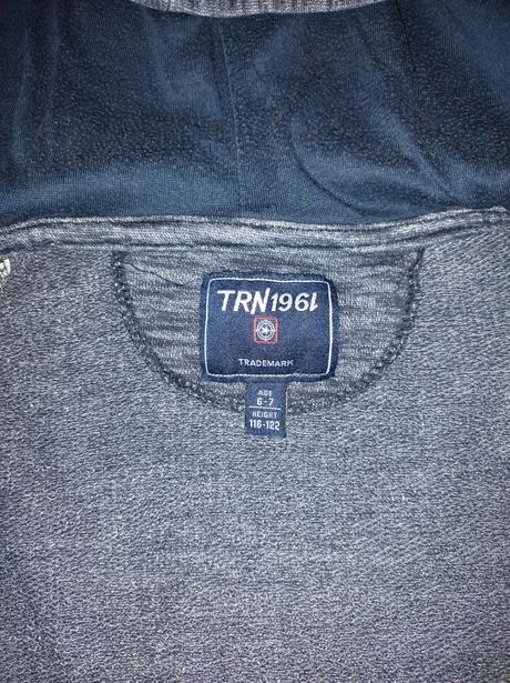 Chlapčenská mikina, v. 116/122, 122