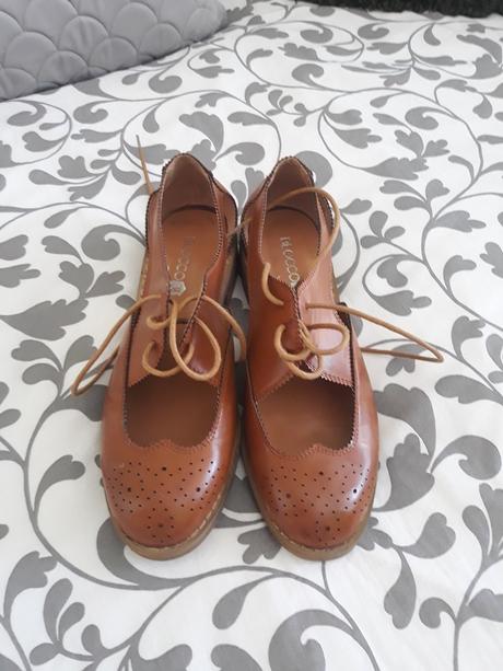 Predám krásne kožené dámske topánky č. 37, 37