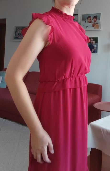 Bordové spoločenské šaty v.m-l, l